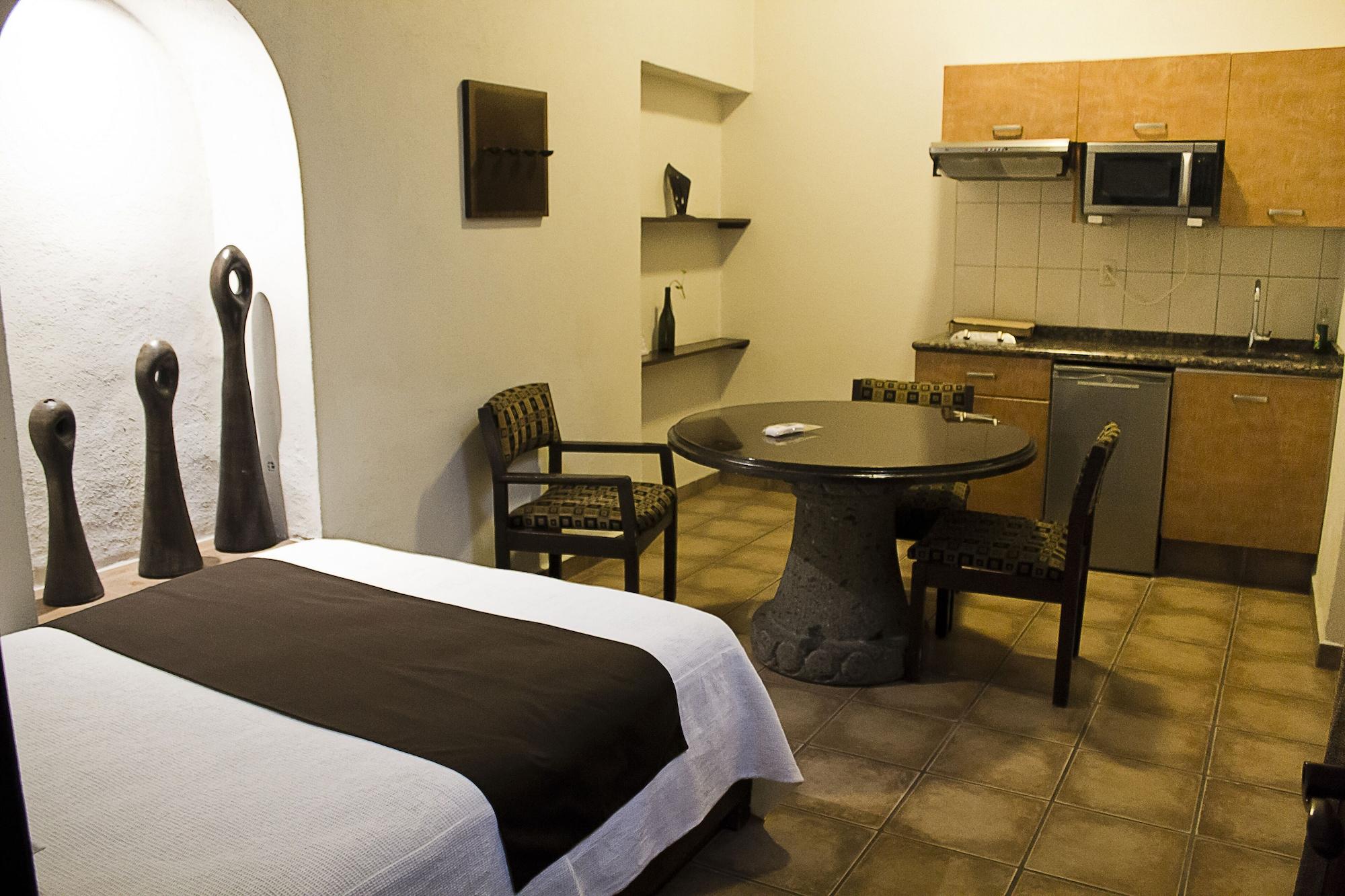 Hotel Suites Sofia Querétaro Εξωτερικό φωτογραφία