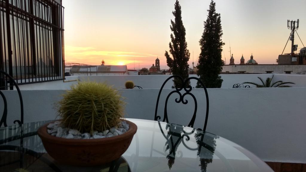 Hotel Suites Sofia Querétaro Εξωτερικό φωτογραφία