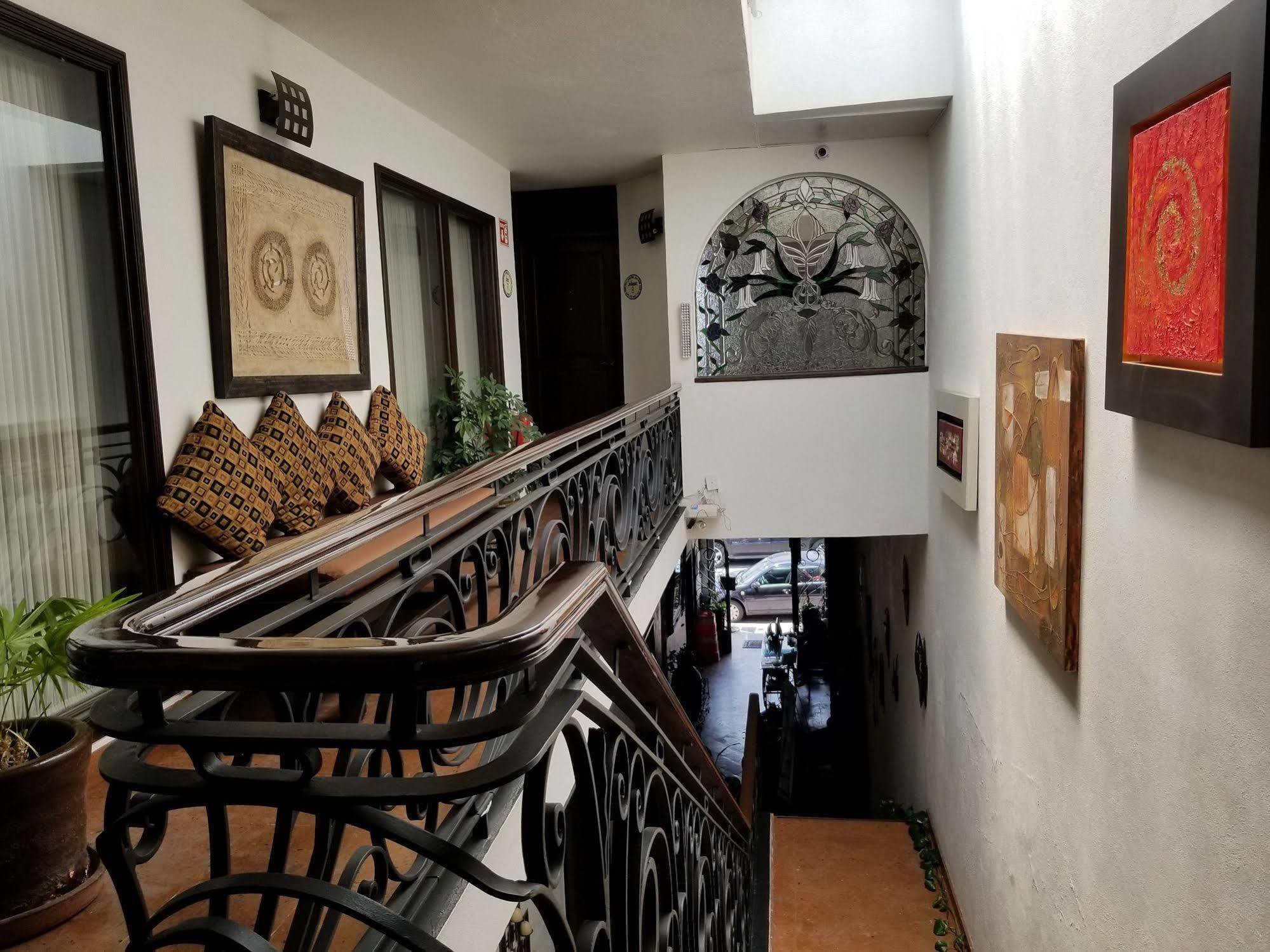 Hotel Suites Sofia Querétaro Εξωτερικό φωτογραφία